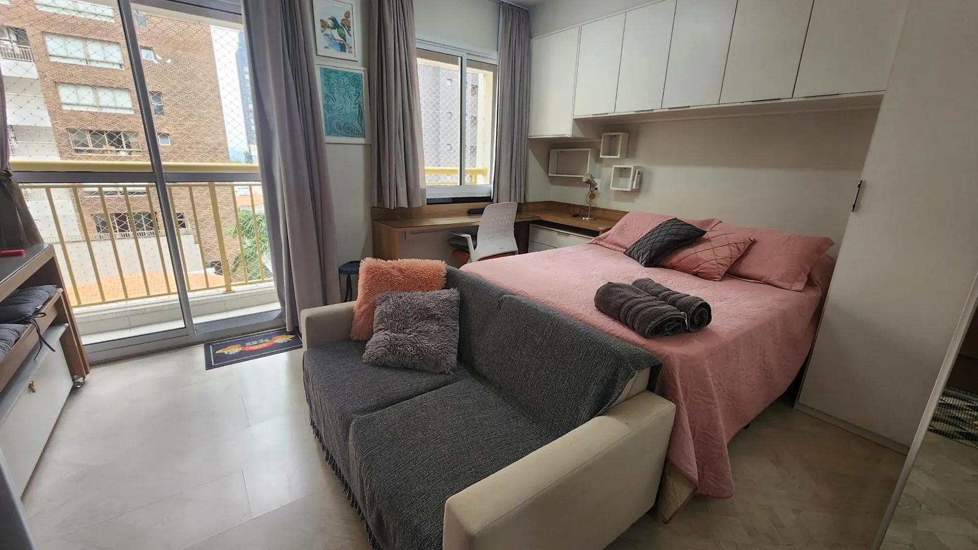 Studio Completo Em Pinheiros Proximo Ao Metro Oscar Freire São Paulo Brasilien