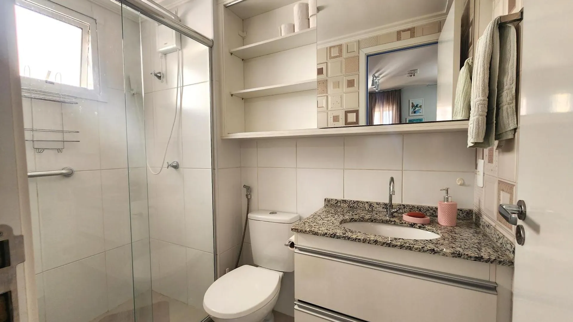 Studio Completo Em Pinheiros Proximo Ao Metro Oscar Freire Sao Paulo Apartment